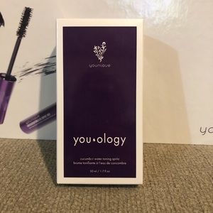 Younique Toning Spritz